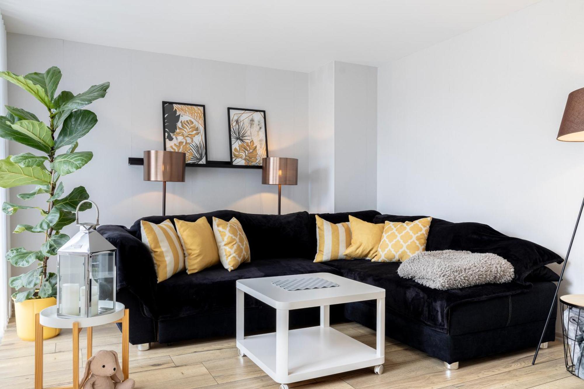 Design Maisonette - 24H Self-Check-In - Bis 7 Pers - In Direkter Weihernaehe - Parkplatz - Wifi - Balkon -Terrasse - Radwege Schiffweiler Exterior foto